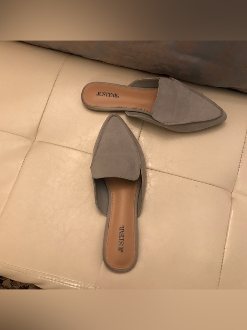 JustFab Light Gray Pointed Toe Slip-On Mules